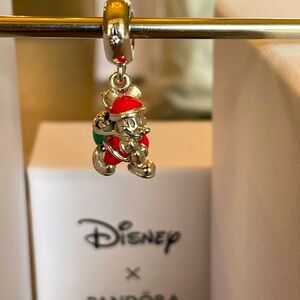 NIB Authentic Pandora x Disney Mickey Mouse Santa dangle charm